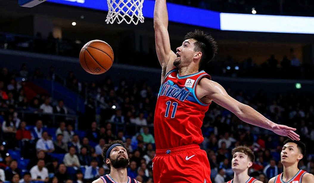 Chấn thương của Jonathan Motley và cơn khủng hoảng tuyến dưới của Crvena Zvezda: Khi EuroLeague trừng phạt mọi lỗ hổng